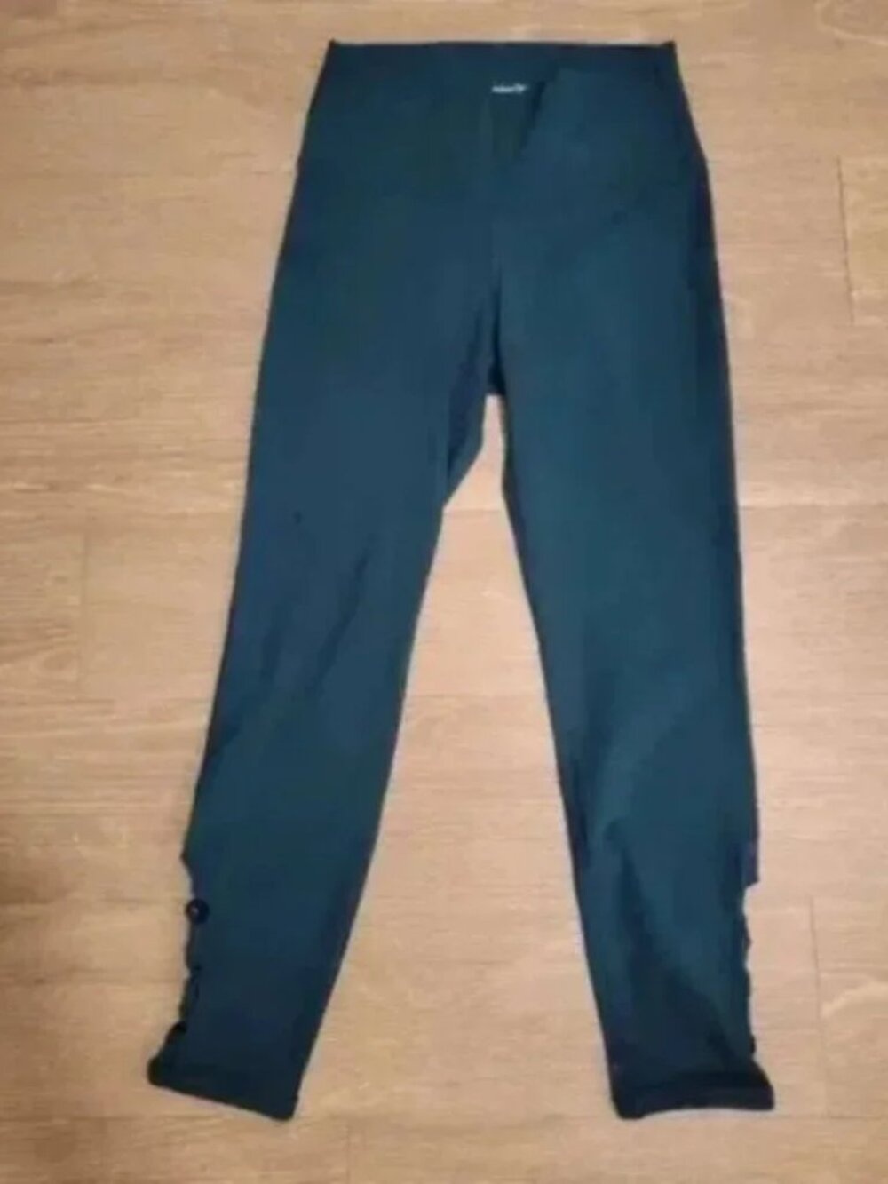 7/8  Leggings with Ankle Cutout Detail Size M Teal/Blue/Green Never Worn